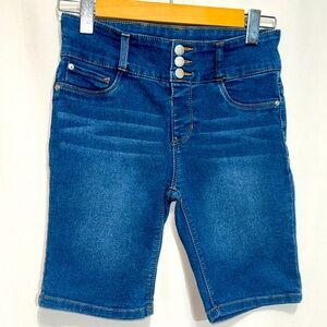 Denim Shorts DKNY Junior Size 14